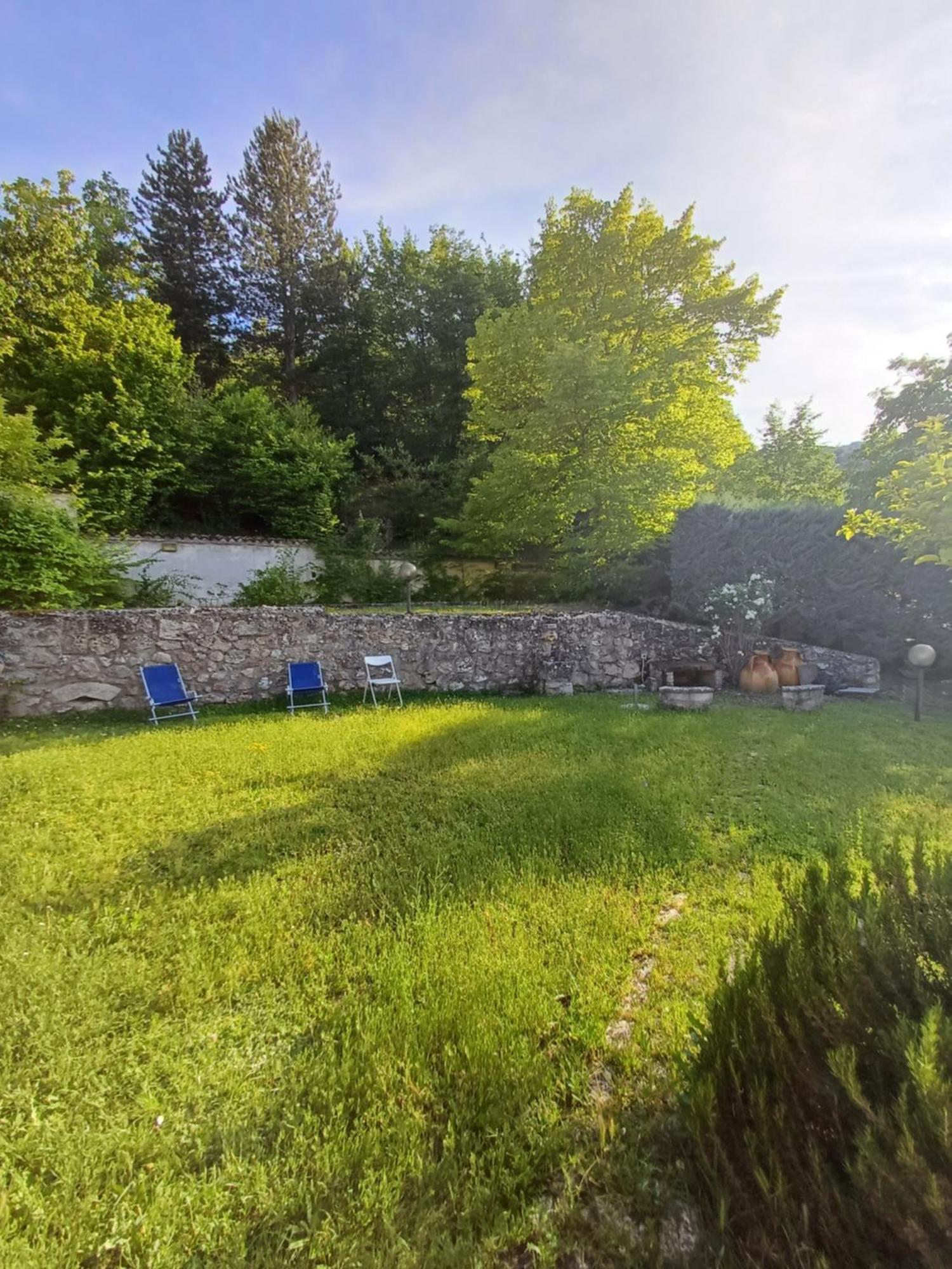 Villa Rosa Caporciano Buitenkant foto